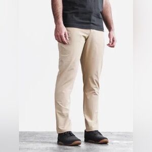 NOBULL Golf Tour Pant BEIGE Men Size 30x32R NEW Crossfit